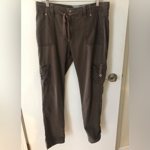 Levi’s Cargo Pants - Picture 6 of 8